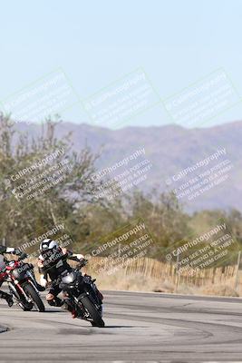 media/Dec-01-2025-Moto Forza (Mon) [[2daa91e15f]]/3-Beginner Group/Session 3 (Turn 3)/